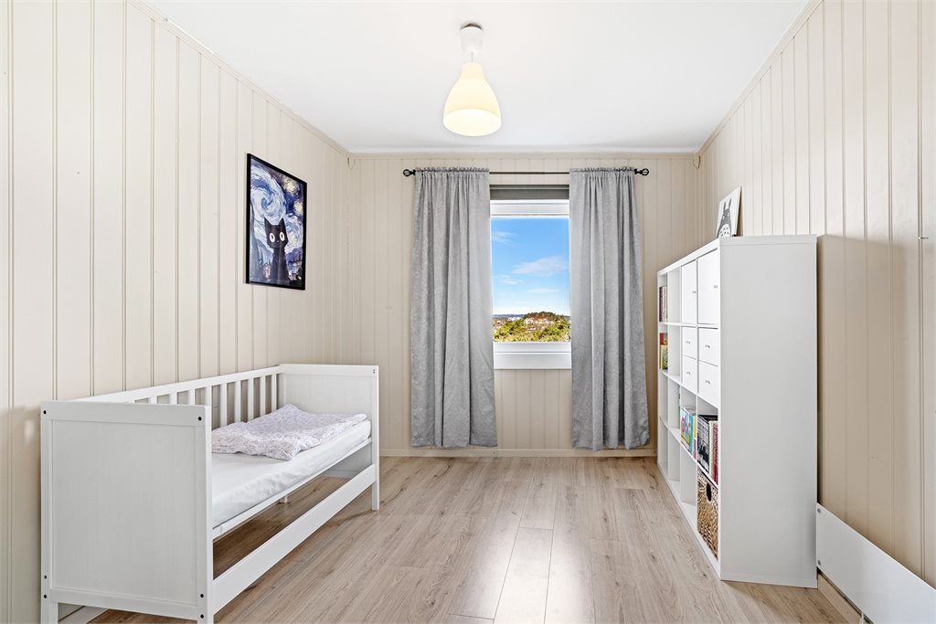 Soverom som egner seg godt som barnerom eller kontor.