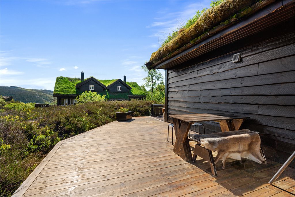 Terrasse med utsyn mot vakre omgivelser